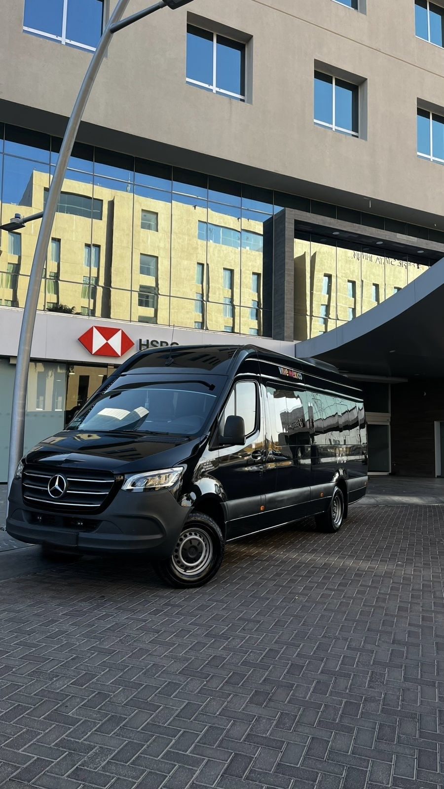 Mercedes-Benz Sprinter de Certov Executive en hotel